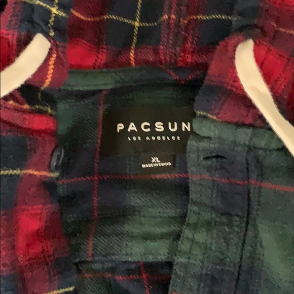 PacSun hooded flannel - Picture 3 of 3